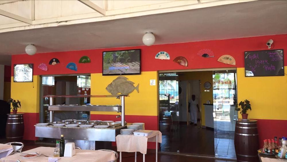 סלבאדור Hotel Lazer Piata מראה חיצוני תמונה