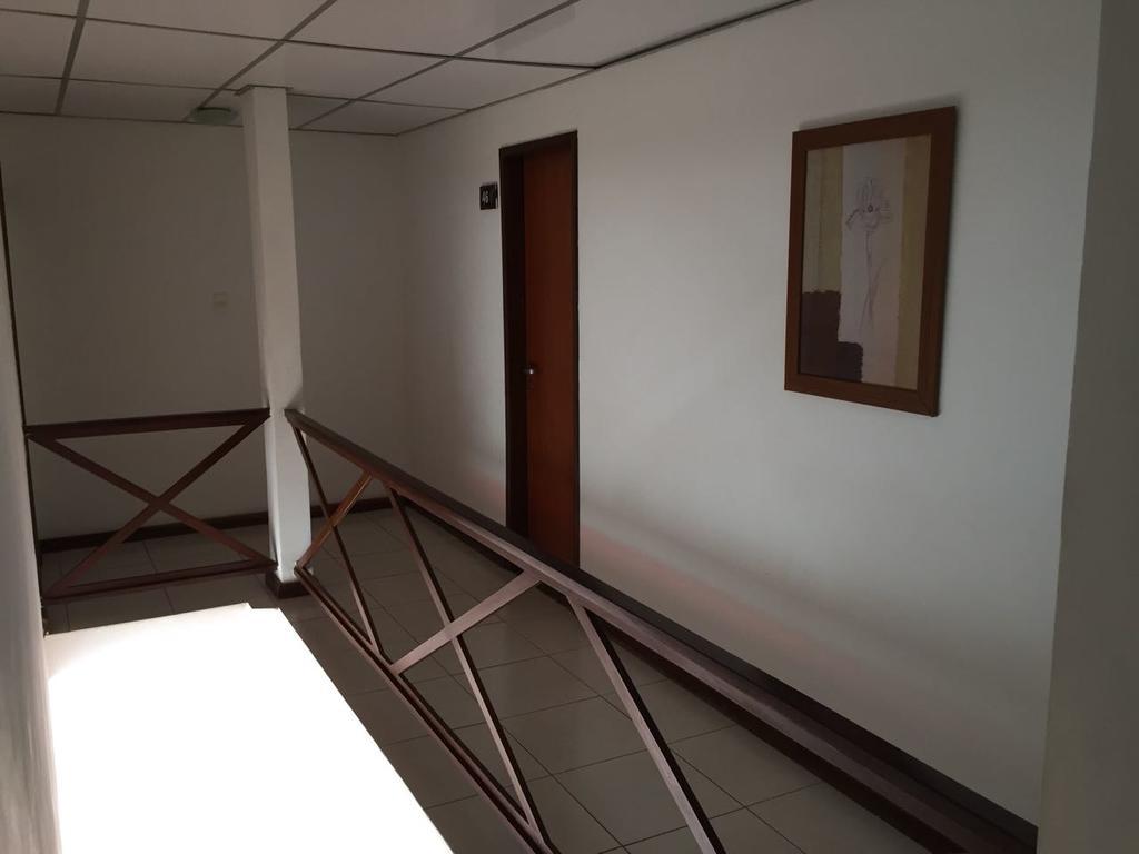 סלבאדור Hotel Lazer Piata מראה חיצוני תמונה